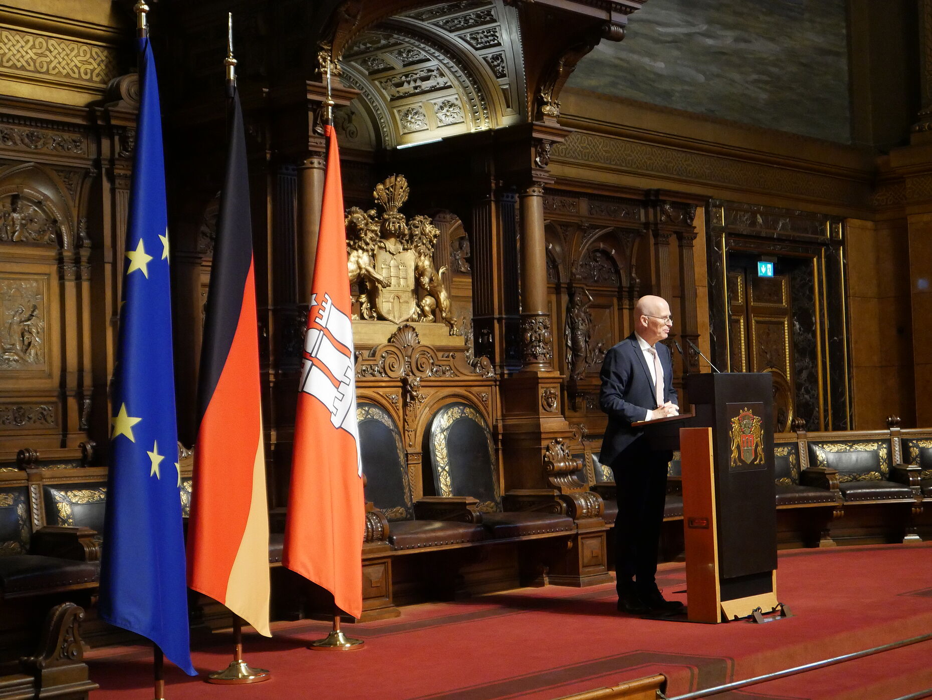 Dr. Peter Tschentscher sprach im Großen Festsaal des Hamburger Rathauses. Foto: DBwV