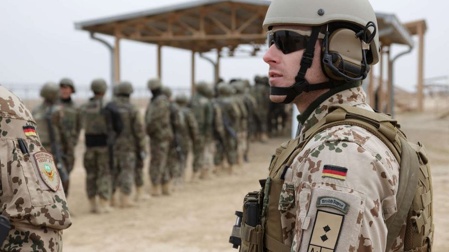 Derzeit sind rund 1.000 deutsche Soldatinnen und Soldaten im Camp Marmal in Masar-i Scharif stationiert, weitere 100 leisten in Kabul und Bagram ihren Dienst. Foto: Bundeswehr/Johanna Hagn