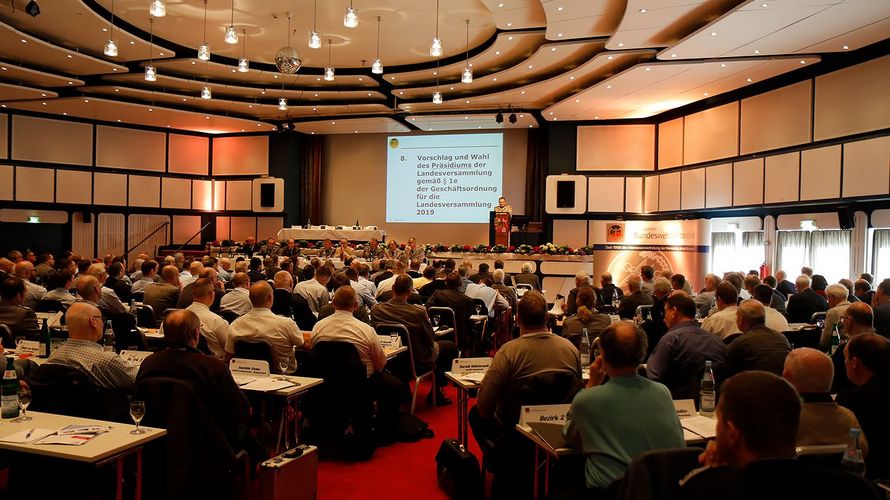 Mehr als 200 Delegierte bestimmen in Damp den Kurs des Landesverbands Nord für die kommenden Jahre. Foto: DbwV/Hepner