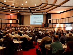 Mehr als 200 Delegierte bestimmen in Damp den Kurs des Landesverbands Nord für die kommenden Jahre. Foto: DbwV/Hepner