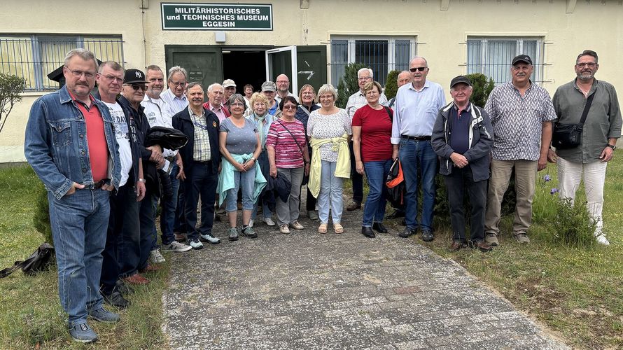 Eine Reise in die Geschichte des Standortes Eggesin unternahm die KERH Neubrandenburg, als sie das Militärhistorische und technische Museum der Garnisonsstadt besuchte.  Foto: Steffen Braun