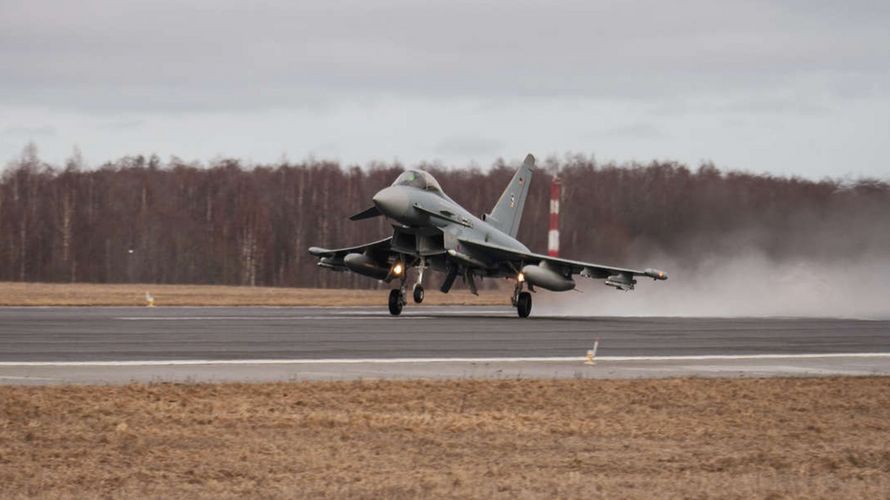 Ein Eurofighter der Mission VAPB 2020/21 startet von der Ämari Air Base in Estland. Foto: Bundeswehr/Sebastian Spindler