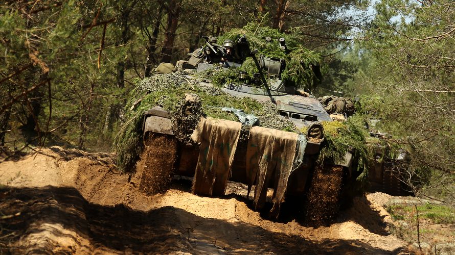 Frischzellenkur für den Marder: Der Schützenpanzer wird noch einmal modernisiert und erhält unter anderem moderne Wärmebildzielgeräte. Foto: Bundeswehr/Sebastian Wilke