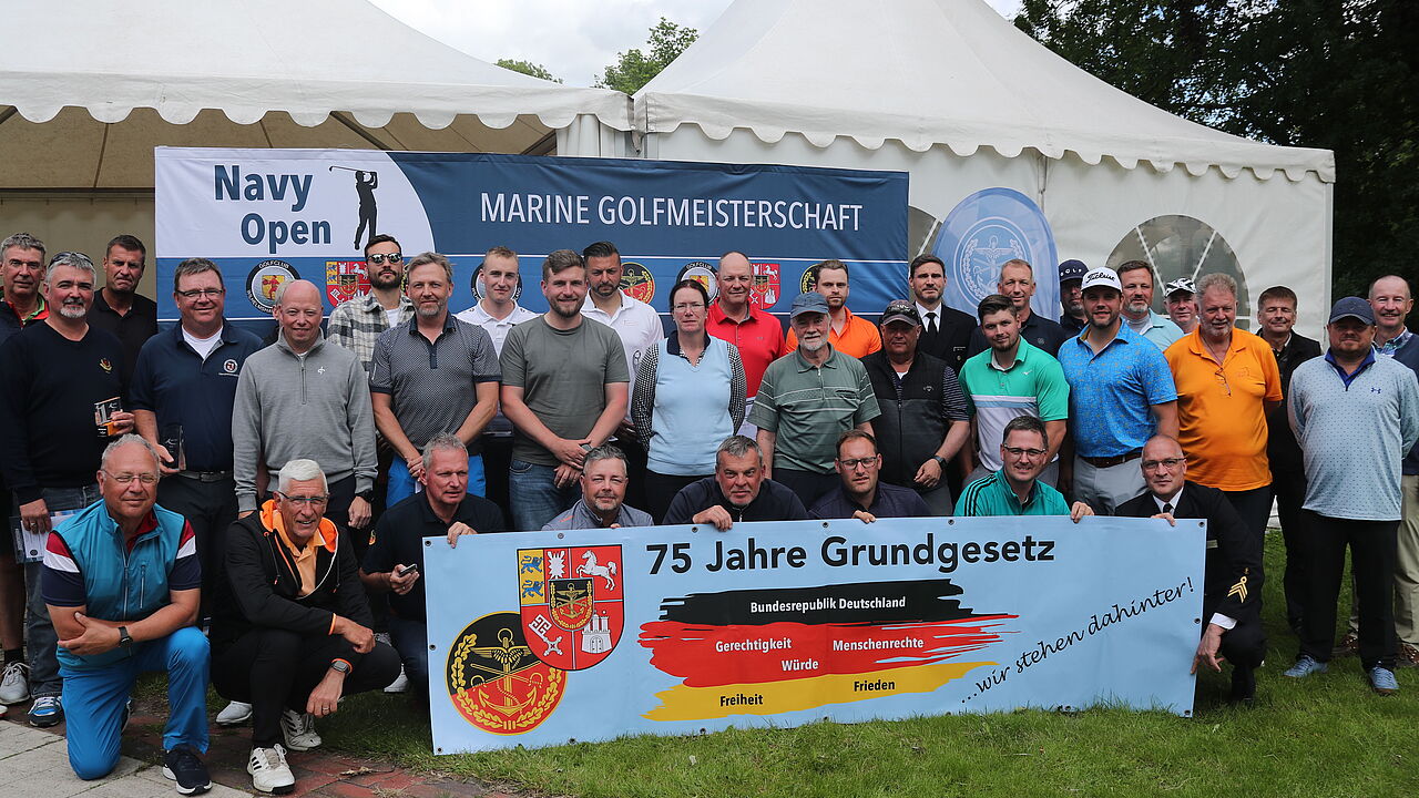 Teilnehmer und Organisatoren bekannten sich eindeutig zum Grundgesetz. Foto: DBwV