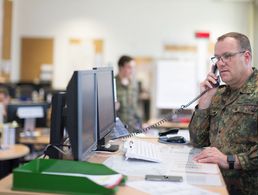 Oberst i.G. Armin Schaus ist Leiter Einsatz im Kommando Territoriale Aufgaben der Bundeswehr. Foto: Bundeswehr/Jonas Weber