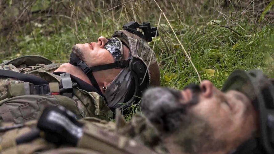 Der Autor spricht viel mit ukrainischen Soldaten. Einer sagt, dass er nicht sterben will: „Aber was für eine Wahl haben wir denn?“ Foto: Philipp Kohlhöfer