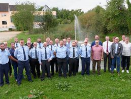 Mandatsträger des Bezirks Oberpfalz-Oberfranken berieten bei ihrer zweitägigen Tagung in Paulsdorf nahe Amberg über die Arbeit in den Kameradschaften. Foto: Ingo Kaminsky