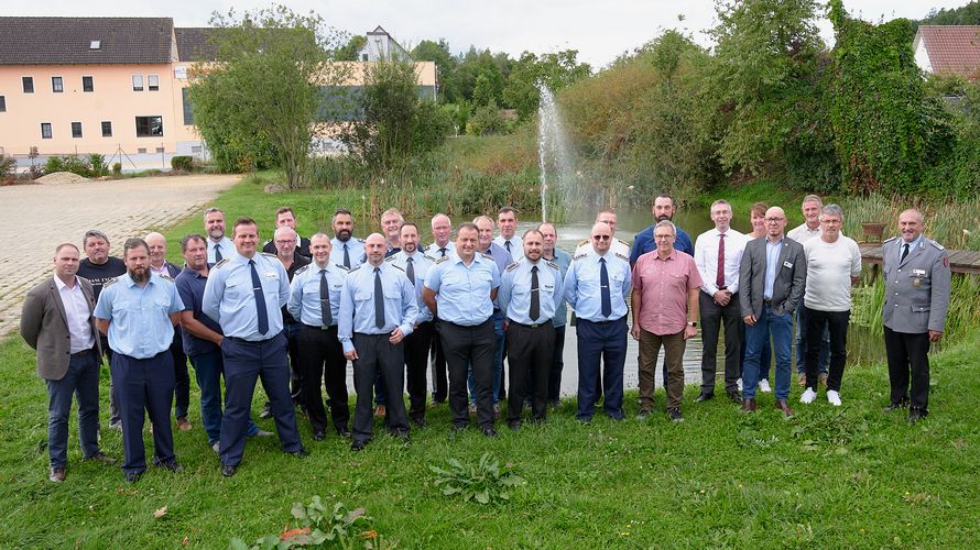 Mandatsträger des Bezirks Oberpfalz-Oberfranken berieten bei ihrer zweitägigen Tagung in Paulsdorf nahe Amberg über die Arbeit in den Kameradschaften. Foto: Ingo Kaminsky