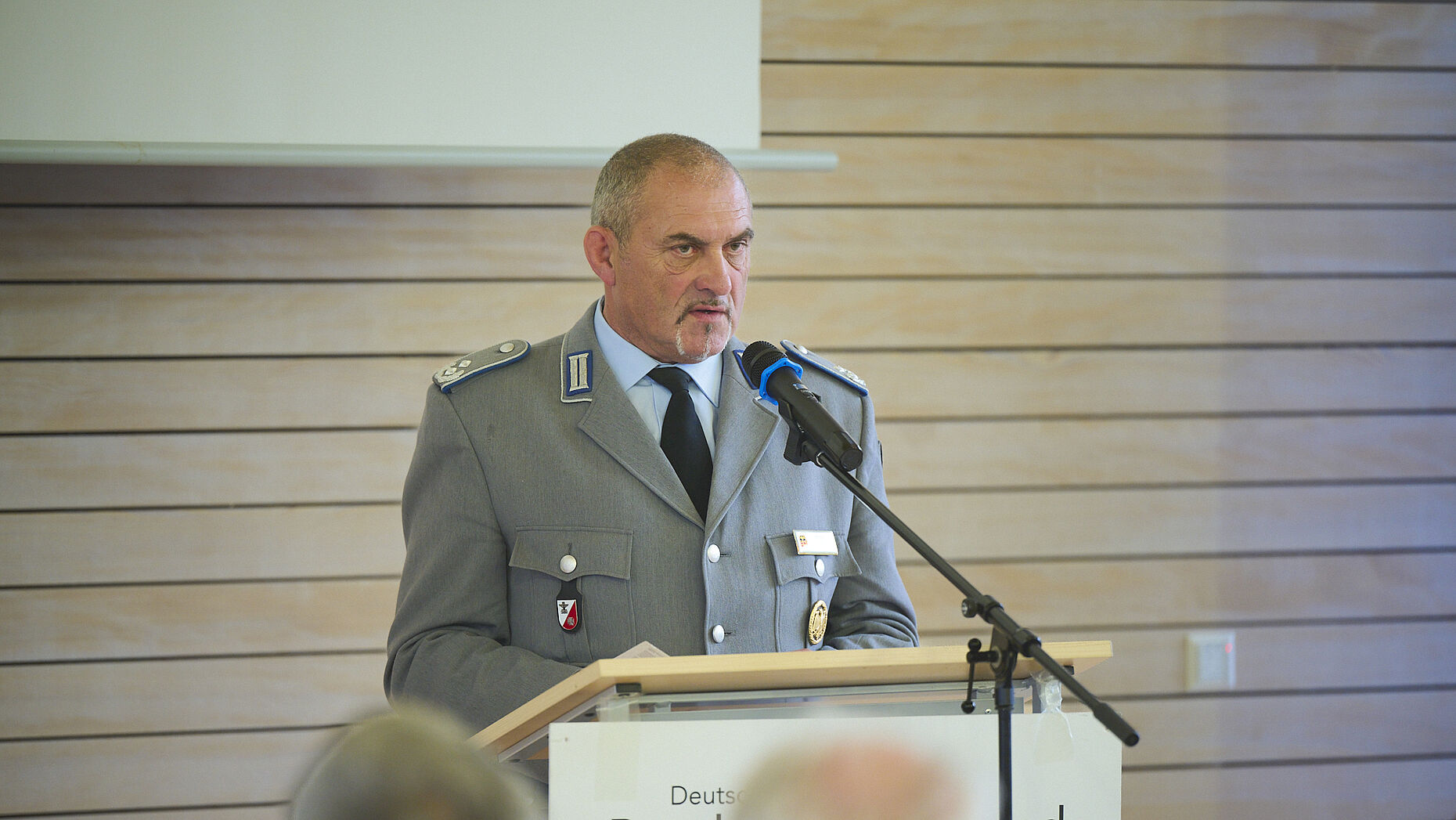 Landesvorsitzender Oberstleutnant a.D. Josef Rauch beendete den Jahresempfang mit einem Appell an die Politik. Foto: DBwV/Ingo Kaminsky