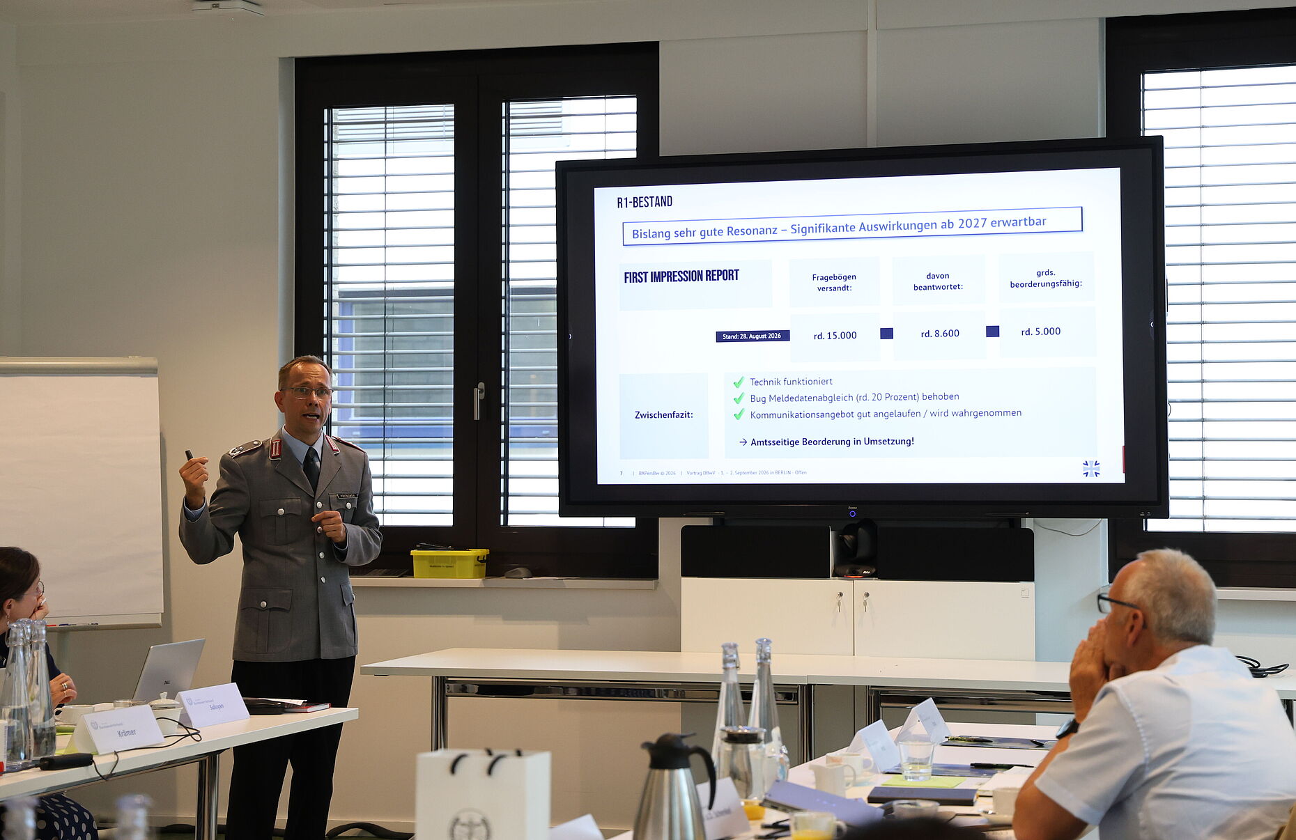 „Ziel ist es, möglichst viele Reservistinnen und Reservisten zu beordern", erklärte Oberstleutnant i.G. Daniel Kokonowski aus dem Bundesamt für das Personalmanagement der Bundeswehr. Foto: DBwV/Eva Krämer