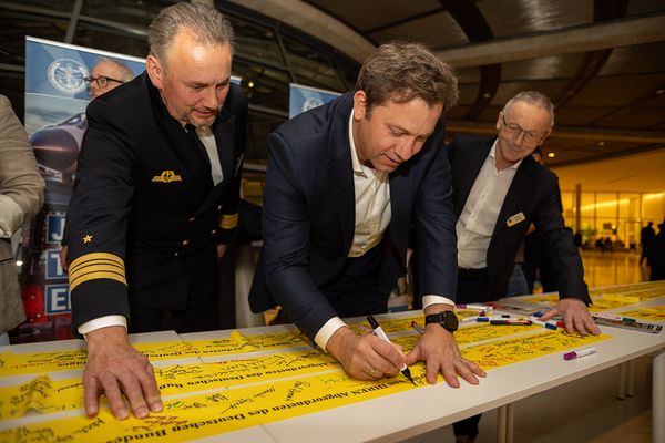 Der SPD-Vorsitzende Lars Klingbeil stammt aus der Garnisonsstadt Munster - für ihn ist es eine Selbstverständlichkeit, Solidarität mit den Soldatinnen und Soldaten im Auslandseinsatz zu zeigen. Foto: DBwV/Yann Bombeke