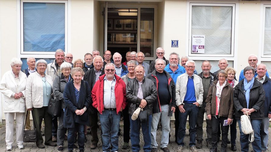 Teilnehmer der Kameradschaft vor der militärhistorischen Ausstellung Foto: DBwV/S.Seiberl