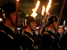Der Große Zapfenstreich ist eine der öffentlichkeitswirksamsten Traditionen der Bundeswehr. Er  ist nicht nur ihr höchstes Zeremoniell, sondern auch ihre höchste Würdigung und geht bis auf die Zeit der Landsknechte zurück Foto: Bundeswehr