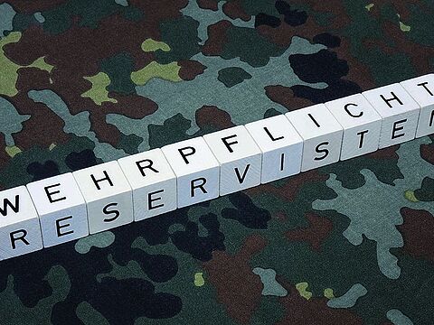 Mit der Refokussierung auf die Landes- und Bündnisverteidigung gehen wieder größere Streitkräfteumfänge wie auch die Notwendigkeit eines umfassenden Pools von Reservekräften einher. Foto: picture alliance/ZB/Sascha Steinach 