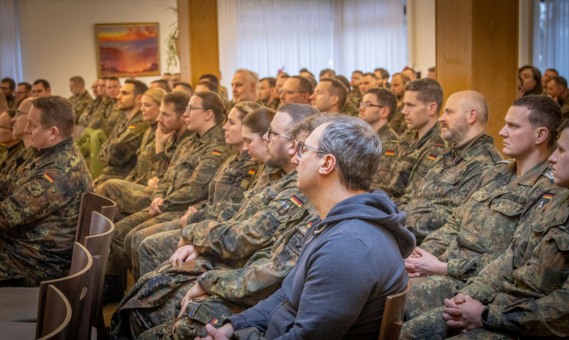 Das Interesse war groß – mehr als 100 Mitglieder, darunter Soldaten und Zivilbeschäftigte, kamen zur Wahlversammlung. Foto: Jacqueline Danz
