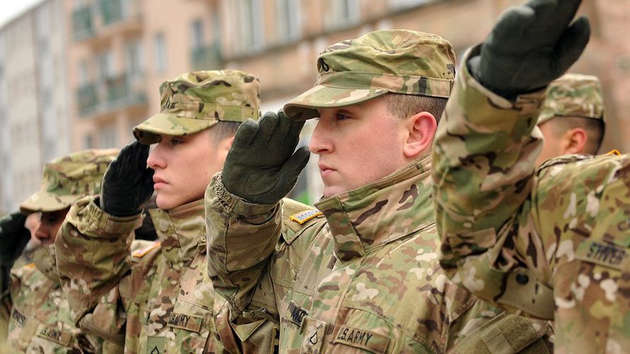 Rund 12.000 US-Soldaten sollen aus Deutschland abgezogen werden. Deutsche Politiker kritisieren die Pläne des US-Präsidenten Donald Trump. Foto: U.S. Army/Staff Sgt. Elizabeth Tarr