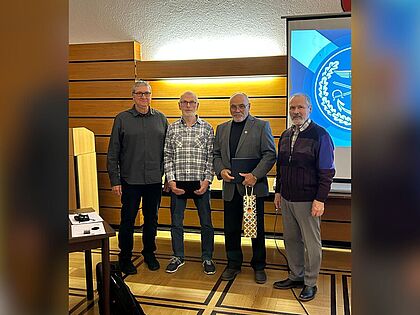 Mitgliederehrung bei der Kameradschaft Ehemalige, Reservisten, Hinterbliebene (KERH). Vorsitzender Michael Hochmuth, Horst Wagner, Ingo Windpfennig und Manfred Nieland (Stv. Vorsitzender). Foto: KERH Idar-Oberstein