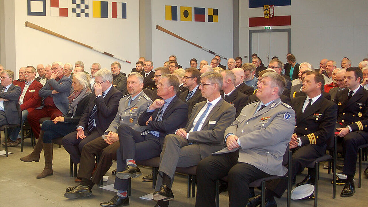 Der Saal im Marinestützpunkt war gut gefüllt Foto: LV Nord/DBwV