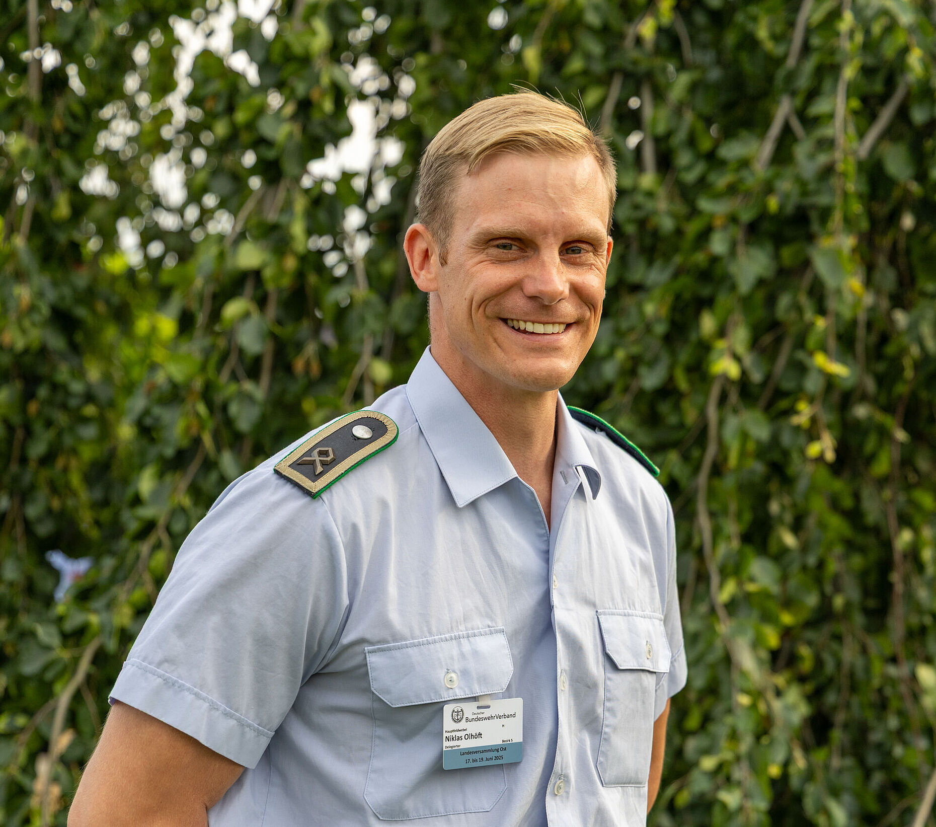 Hauptfeldwebel Niklas Olhöft möchte einmal die Tätigkeiten in seiner Kameradschaft übernehmen. Foto: DBwV/Sarina Flachsmeier