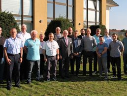 Sehr unterschiedlich setzte sich das Teilnehmerfeld der Tagung für aktive Reservisten im Landesverband Ost zusammen, was aber dazu beitrug, dass verschiedene Aspekte in die Diskussion mit eingebracht wurden. Foto: DBwV/Quirin