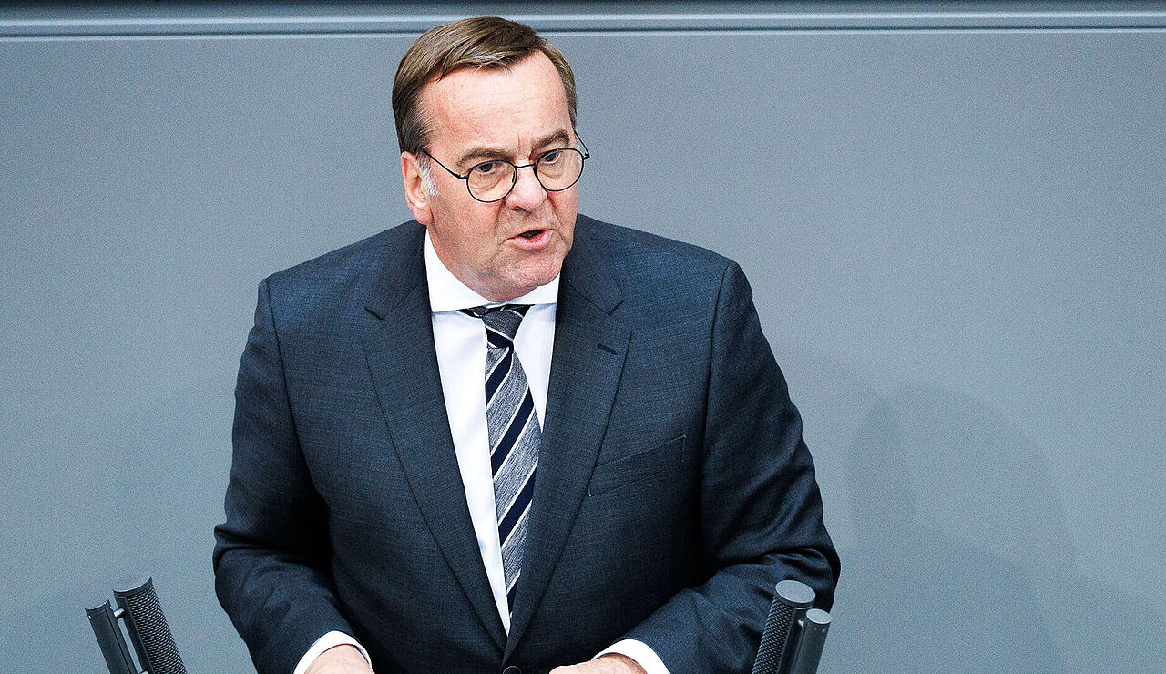 Verteidigungsminister Boris Pistorius warb im Bundestag für den Haushaltsentwurf der Bundesregierung. Foto: picture alliance/dpa/Carsten Koall