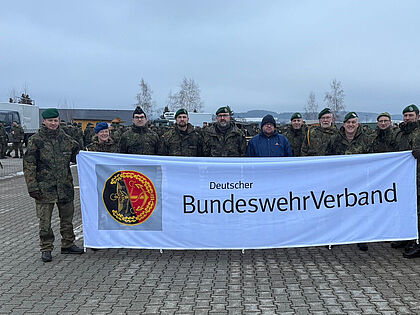Auch der DBwV war gut sichtbar beim Neujahrsmarkt des Panzergrenadierbataillon 371 vertreten. Foto: Rene Engisch