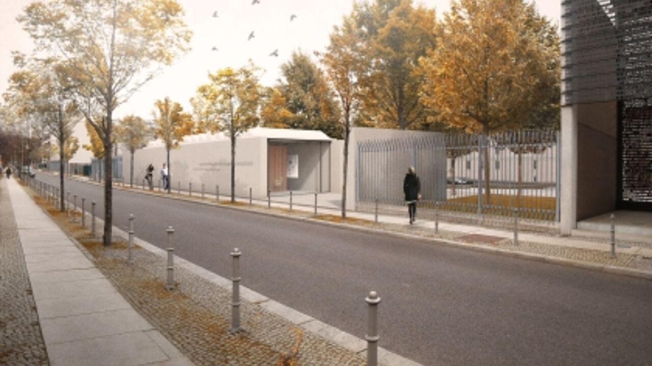 Glatter, fein strukturierter Sichtbeton bestimmt die Erscheinung des Raums der Information. Foto: TRU Architekten