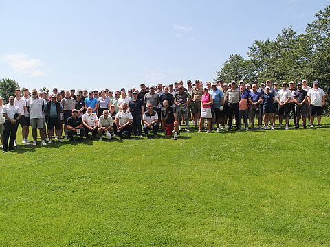 Mitte Juni fand fand die 39. Auflage der German Navy Golf Trophy auf dem Golfplatz in Mennhausen bei Wilhelmshaven statt. Foto Michael Au