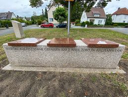 Der Gedenkplatz für Martin Augustyniak in Bielefeld wird auch offiziell den Namen des in Afghanistan gefallenen Hauptgefreiten tragen. Foto: Andreas Zobe/Neue Westfälische