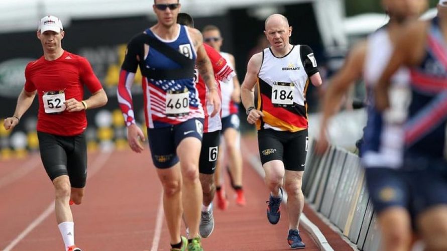 Nach einer langen Pandemie-bedingten Pause gehen im April in Den Haag wieder mehr als 500 Sportlerinnen und Sportler bei den Invictus Games ins Rennen.