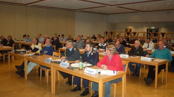 In  Garlstedt trafen sich die Vertreter aktiver Kameradschaften sowie der Ehemaligen, Reservisten und Hinterbliebenen (Foto: DBwV/LV Nord)