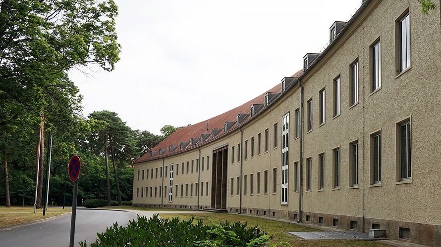 Nach Angaben des BMVg befindet sich ein großer Teil der Unterkunftsgebäude der Bundeswehr - hier ein Bild von der Julius-Leber-Kaserne in Berlin - in gutem Zustand. Foto: DBwV/Gunnar Kruse