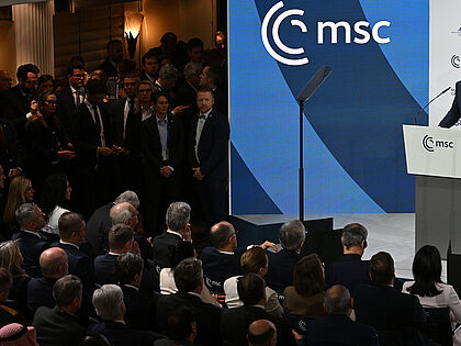 Zum Auftakt der 61. Münchner Sicherheitskonferenz holte US-Vizepräsident J.D. Vance zum Rundumschlag gegen die europäischen Verbündeten aus. Foto: picture alliance/dpa/Boris Roessler 