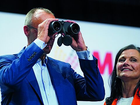Mehr Weitsicht: Bundeskanzler Friedrich Merz (CDU) will Deutschland strategiefähiger machen. Wissenschaftler und Praktiker hatten einen Nationalen Sicherheitsrat im Kanzleramt lange gefordert, jetzt soll er endlich eingerichtet werden