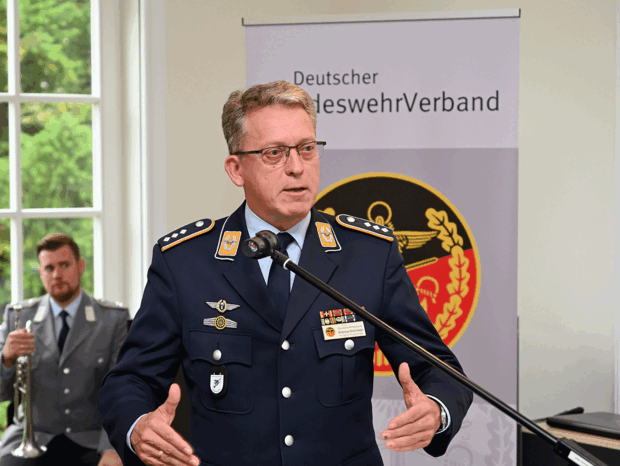 Hauptmann Andreas Steinmetz bei seiner Ansprache. Foto: DBwV/Ingo Kaminsky