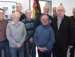 Bezirksvorsitzender Michael Schwab; Erwin Speicher; Hartmut Nagel; Werner Rüb; Horst Schaub; Werner Wulff; Herbert Jacob; Hans Grünewald; Wolfgang Heinemann (v.l.). Foto: KERH Mayen-Andernach-Mendig