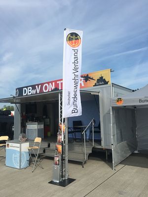 Auch der DBwV ist mit einem großen Stand auf der ILA vertreten Foto: DBwV/Stechert