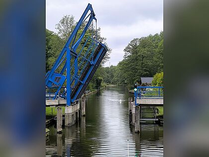 Mit einer Schiffstour über die sieben Seen der Dahme, endete der Tagesausflug der KERH’s Marzahn-Hellersdorf und Lichtenberg-Hohenschönhausen; Foto: Jörg Graffmann