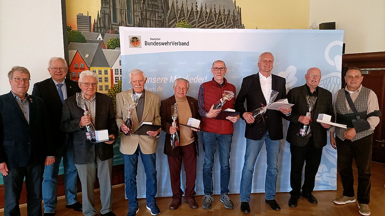 Zahlreiche Mitgliedehrungen gab es bei der Frühjahrsmitgliederversammlung der KERH Köln-Porz-Wahn. Foto: Wiegelmann