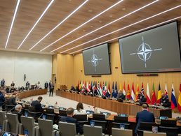 Zum ersten Mal seit 2019 kamen die 30 Außenminister des transatlantischen Bündnisses im Brüsseler Nato-Hauptquartier persönlich zusammen. Foto: Nato