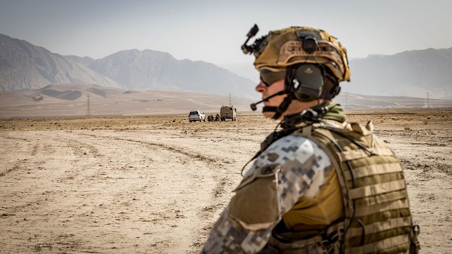 Auf einen Abzugstermin aus Afghanistan haben sich die Nato-Partner noch nicht verständigt - der Bundestag hat jetzt grünes Licht für die Verlängerung des Bundeswehr-Einsatzes um weitere zehn Monate gegeben. Foto: Bundeswehr/Andre Klimke