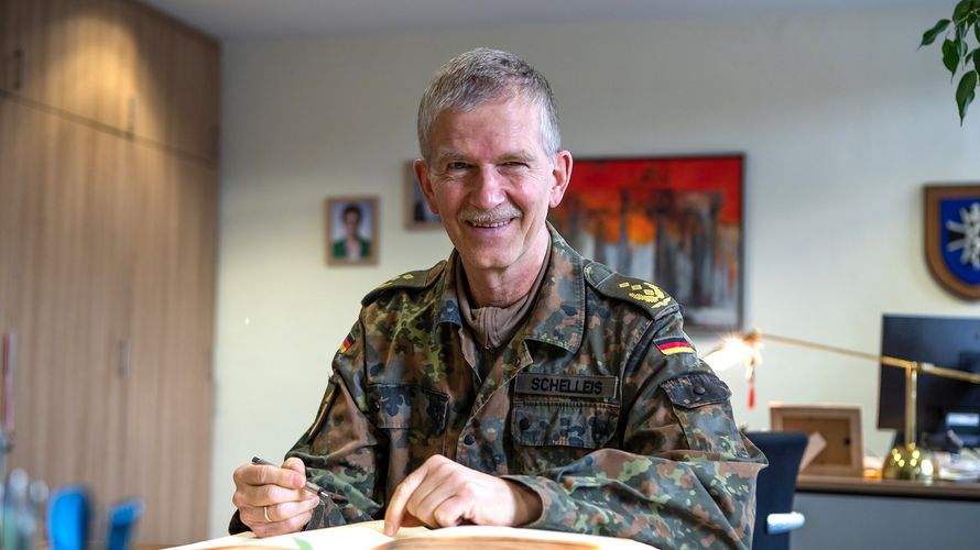 Generalleutnant Martin Schelleis fordert, dass aus der Corona-Pandemie Lehren gezogen werden müssen. Foto: Twitter/Streitkräftebasis