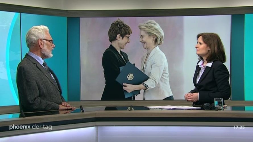 Steht Rede und Antwort: Oberstleutnant a.D. Thomas Sohst, Landesvorsitzender West, in der Sendung "Phoenix - der Tag" im Interview zum Amtsantritt von Annegret Kramp-Karrenbauer als Verteidigungsministerin. Screenshot: Phoenix