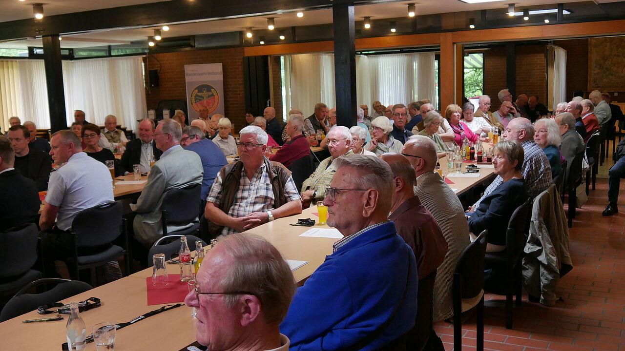 Zur Veranstaltung in der Offizierheimgesellschaft Hannover-Bothfeld kamen rund 110 Teilnehmer und Gäste. Foto: DBwV