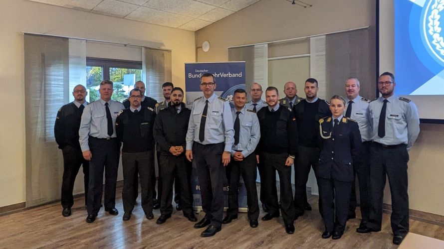 Nicht zuletzt vor dem Hintergrund der bevorstehenden Wahlen der Personalräte in der Bundeswehr war die Jahrestagung auch diesmal ein wichtiger Impulsgeber für Personalräte und Vertrauenspersonen im Landesverband West. Foto: Stabsfeldwebel Simone Wiesner