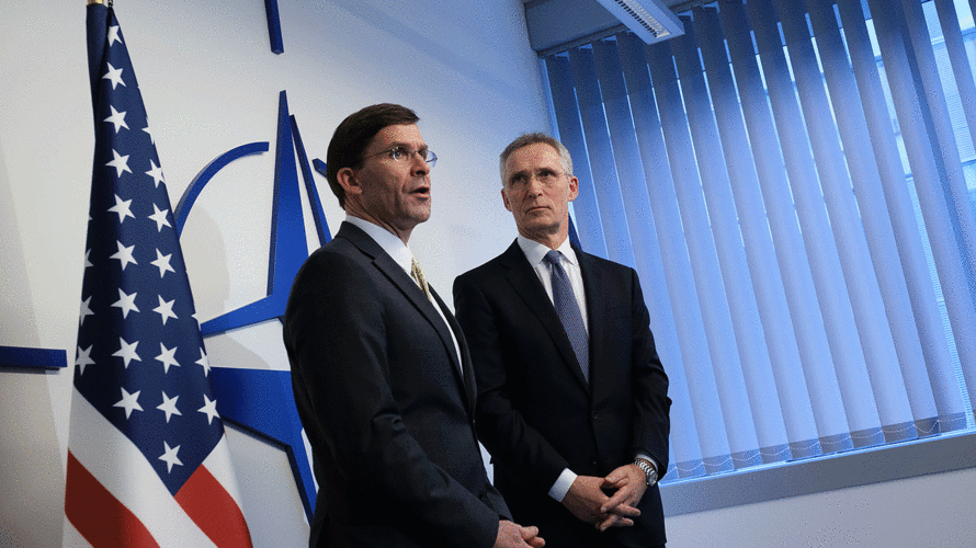 Beim Nato-Ministertreffen in Brüssel: US-Verteidigungsminister Mark Esper und Nato-Generalsekretär Jens Stoltenberg. Foto: Nato