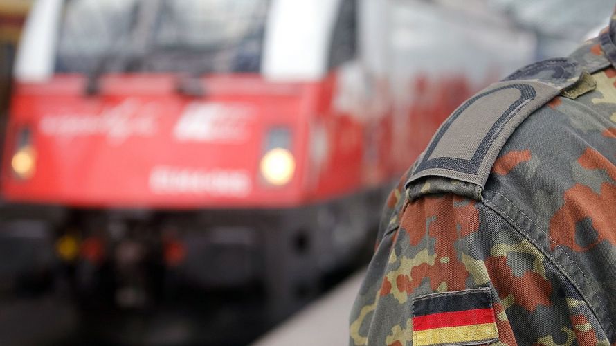 Endlich am Ziel: Soldaten können künftig kostenlos mit der Bahn fahren. Foto: DBwV/Schmidt