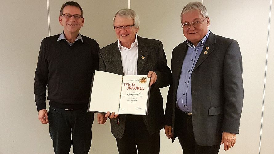Oberstabsfeldwebel a.D. Harald Lott, Stabsfeldwebel a.D. Horst Niedermüller, Stabsfeldwebel a.D. Roland Richter (v.l.). Foto: DBwV/LV Süddeutschland