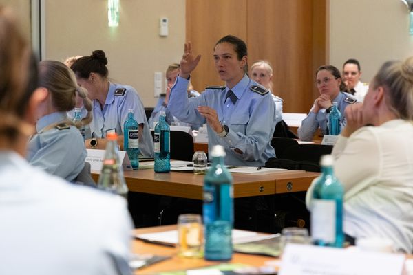 Aus ganz Deutschland waren die Gleichstellungsbeauftragten und Gleichstellungsvertrauensfrauen nach Berlin gereist. Foto: DBwV/Sarina Flachsmeier