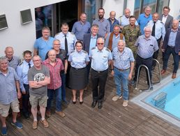 Mandatsträger des Bezirks Altbayern erhielten bei der zweitägigen Tagung in Altfraunhofen von Referenten aus dem Landesverband und DBwV-Partner Informationen für ihre Vorstandsarbeit. Foto: DBwV/Ingo Kaminsky